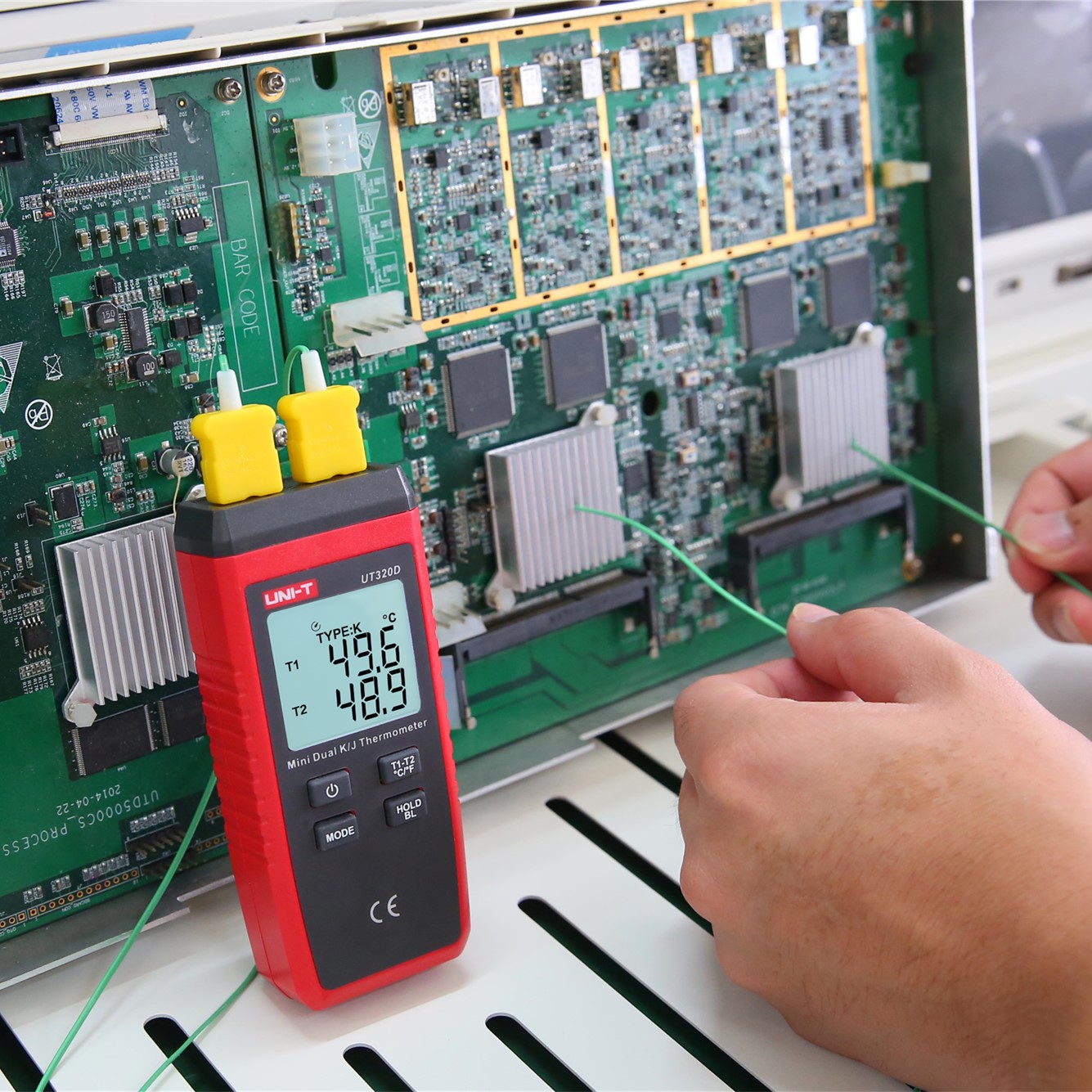 UNI-T UT320A UT320D Termómetro - Industrial Laser Thermometer reseña y precio